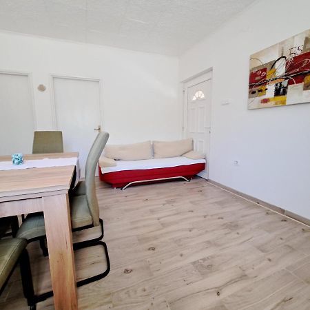 Apartmani Postonjski Privlaka  Exteriér fotografie